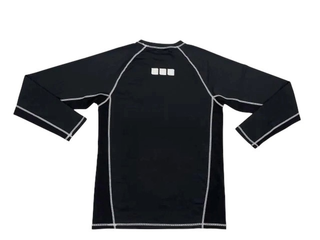 MEMENTO MORI BLACK LONGSLEEVE