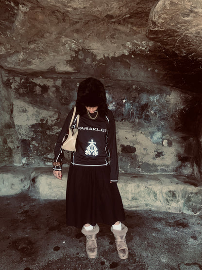 MEMENTO MORI BLACK LONGSLEEVE